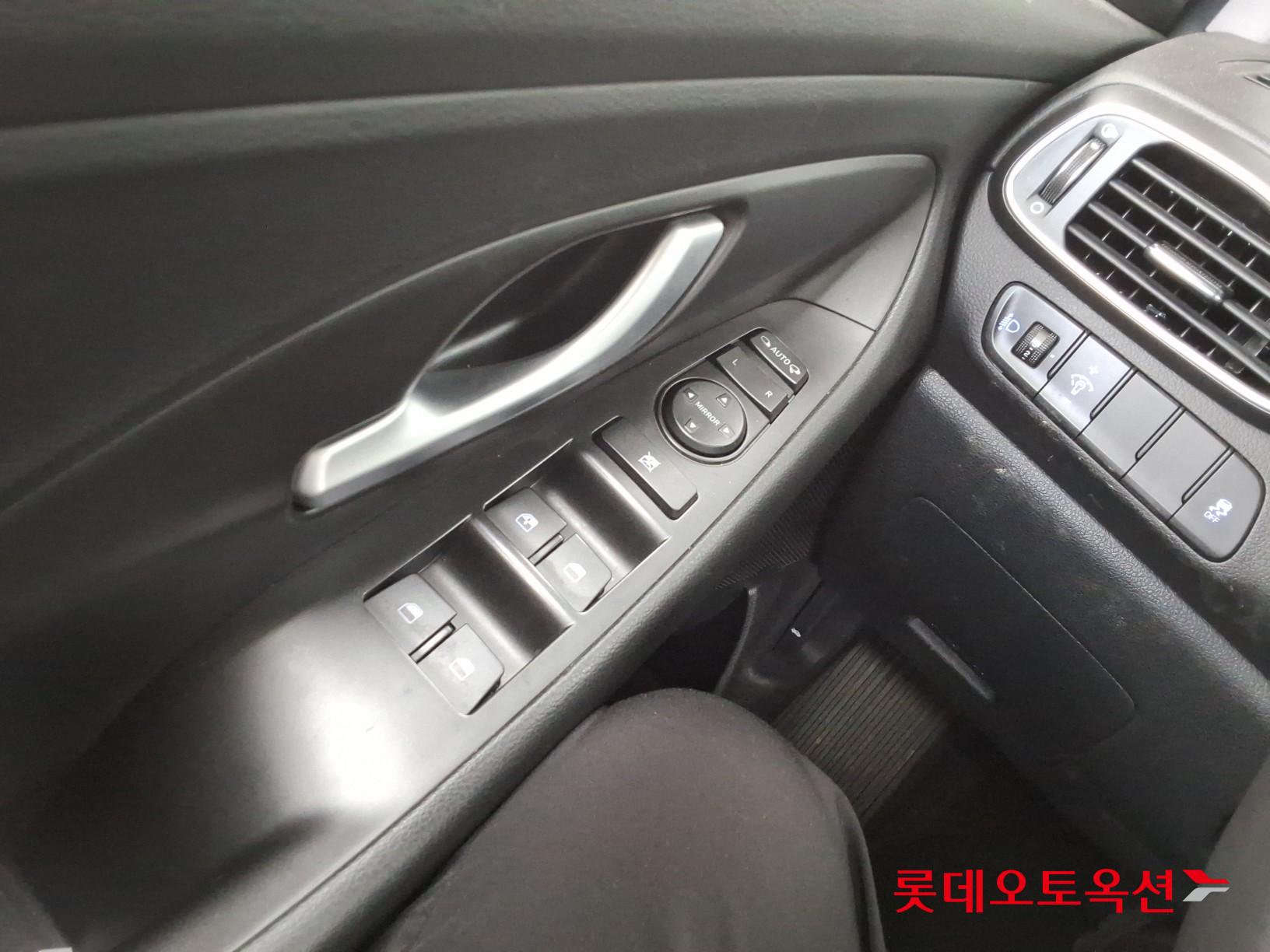 2019 - hyundai i30