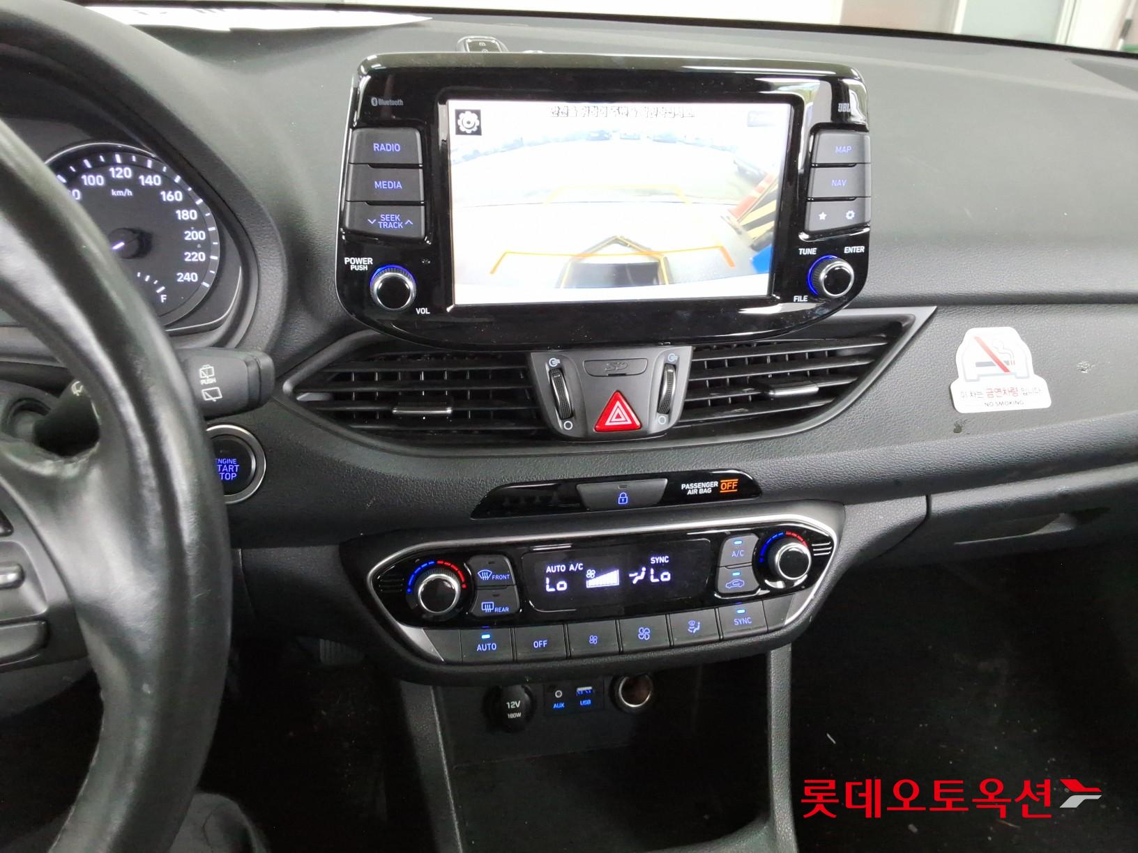2019 - hyundai i30