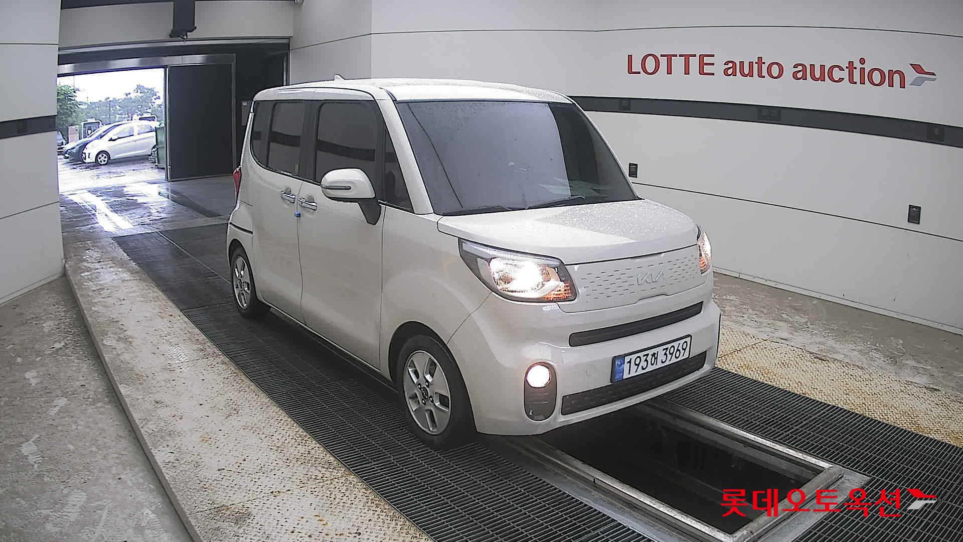 2022 - kia ray