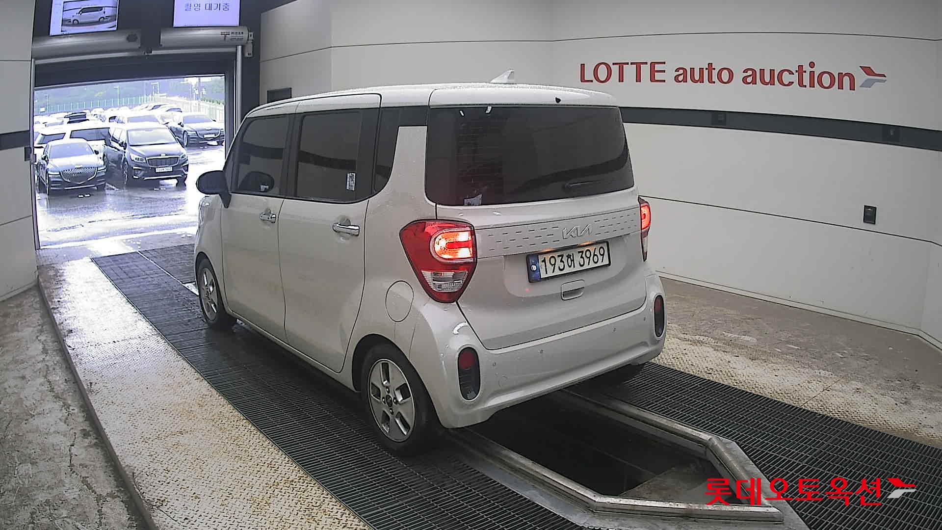 2022 - kia ray