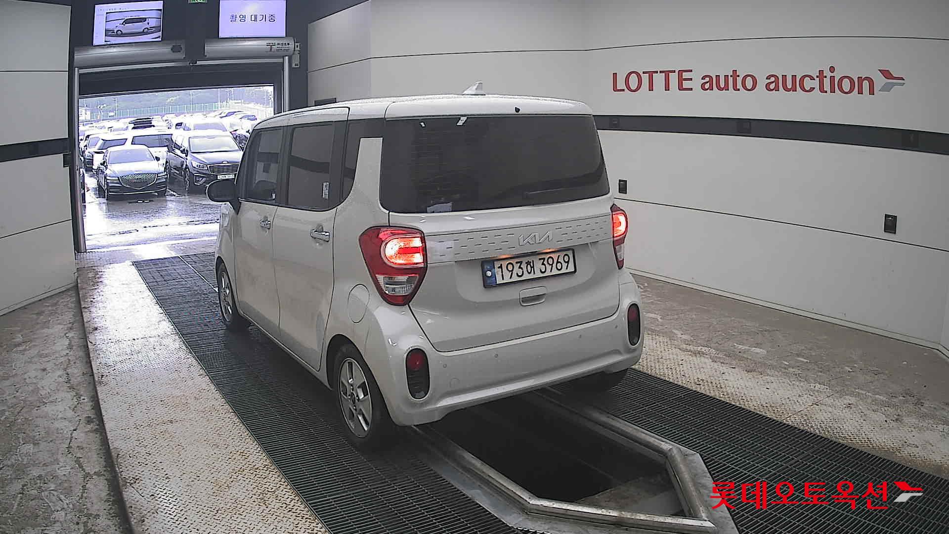 2022 - kia ray