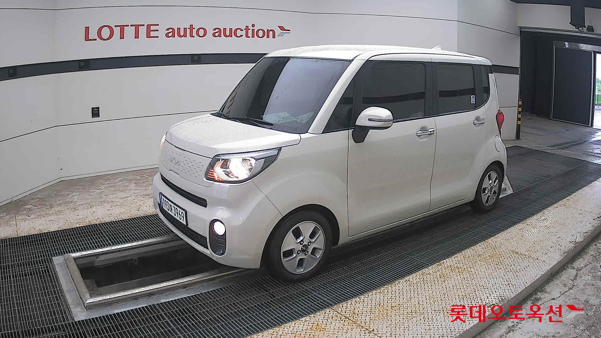 2022 - kia ray