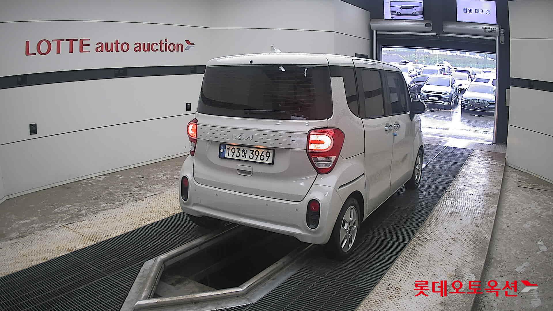 2022 - kia ray