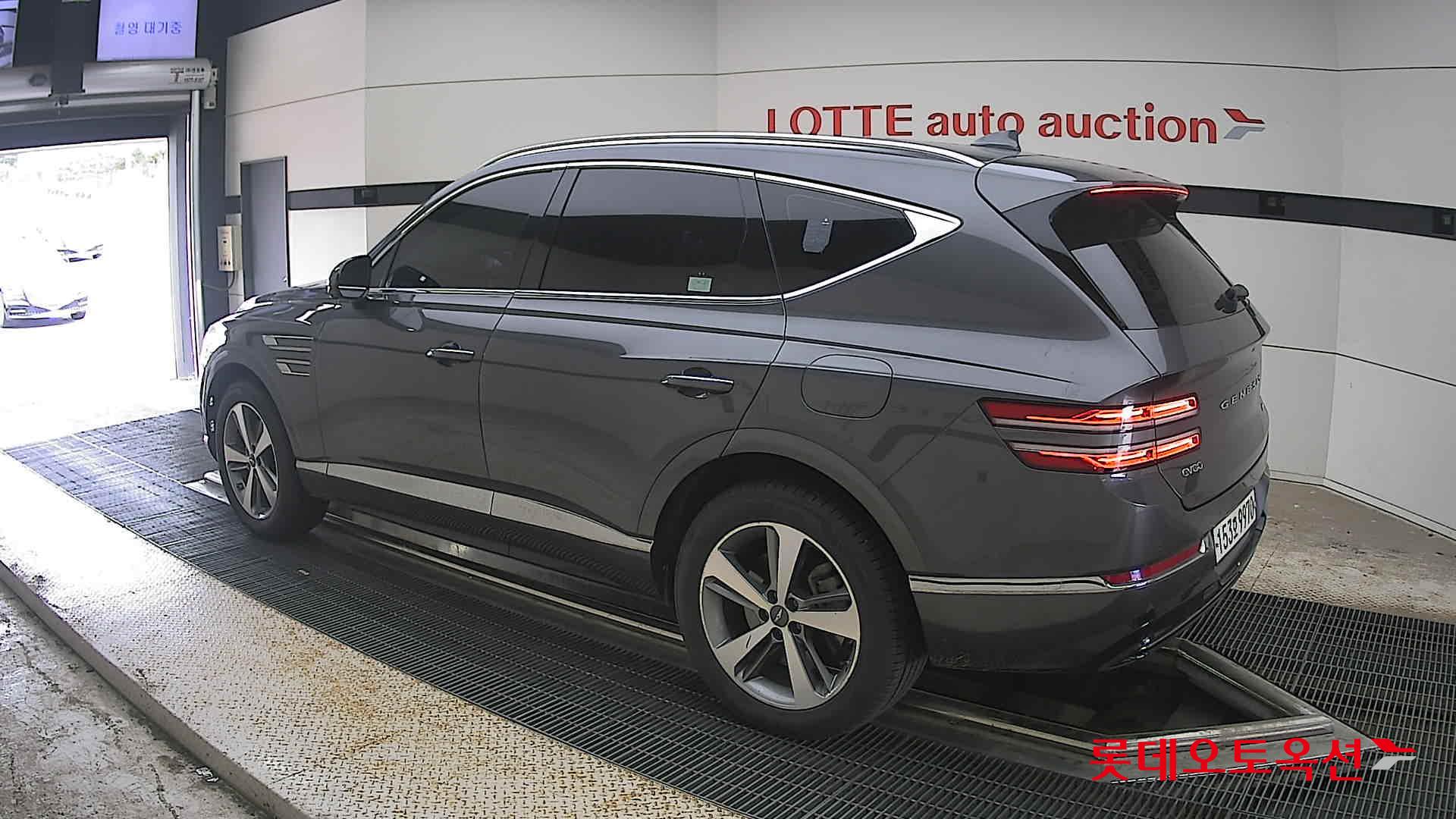 2020 - genesis gv80