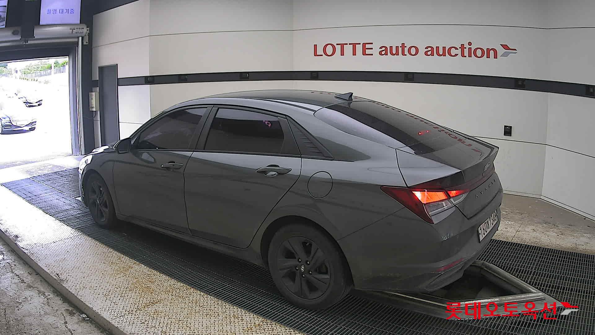 2021 - hyundai avante