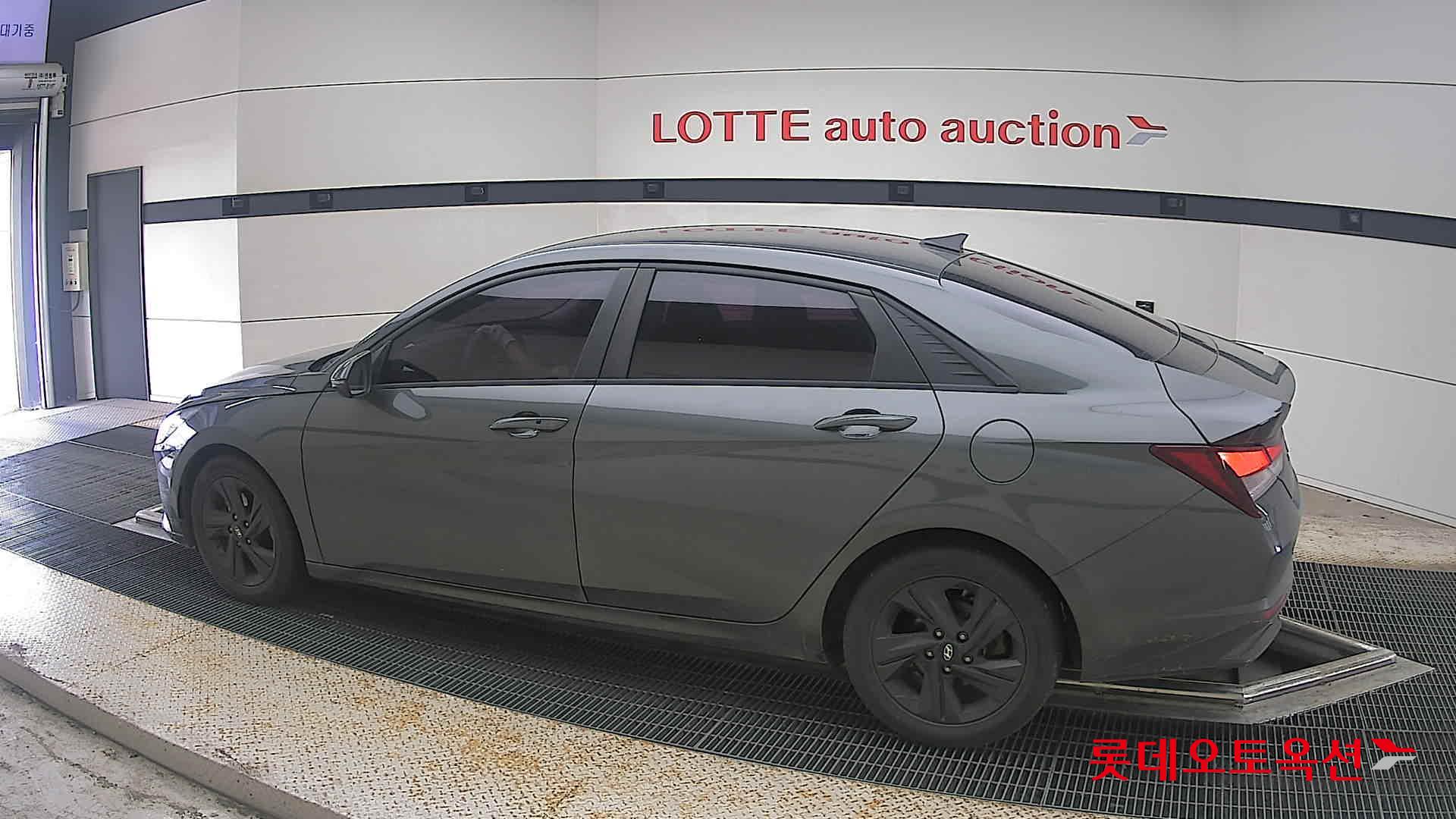 2021 - hyundai avante