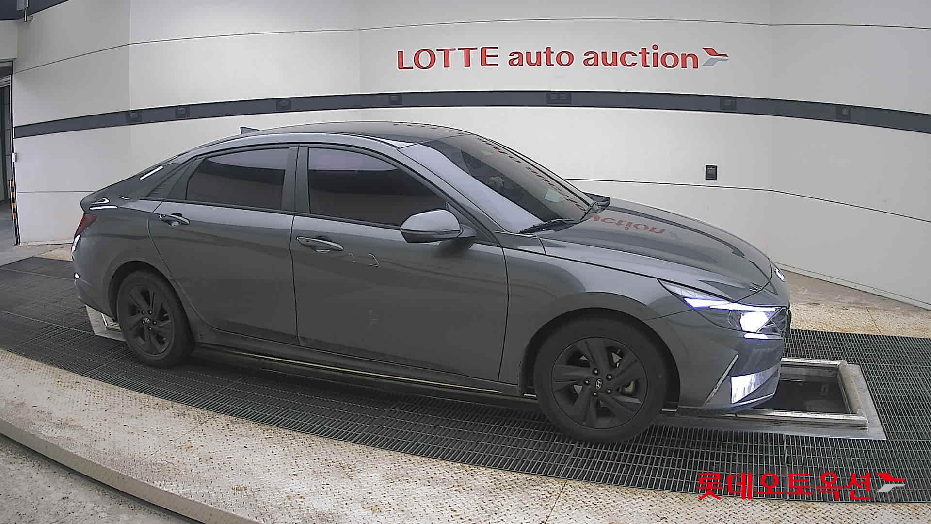 2021 - hyundai avante
