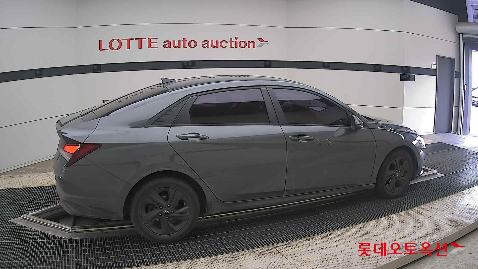 2021 - hyundai avante