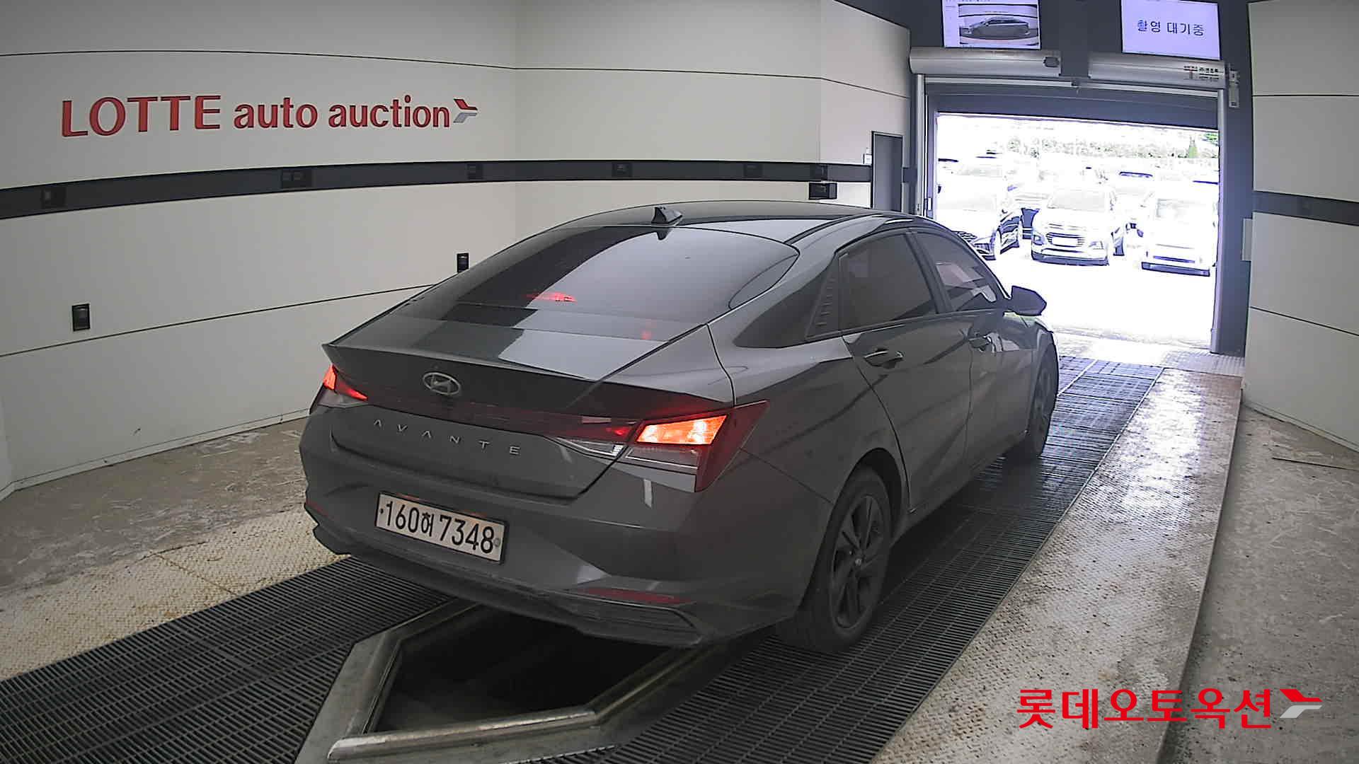 2021 - hyundai avante