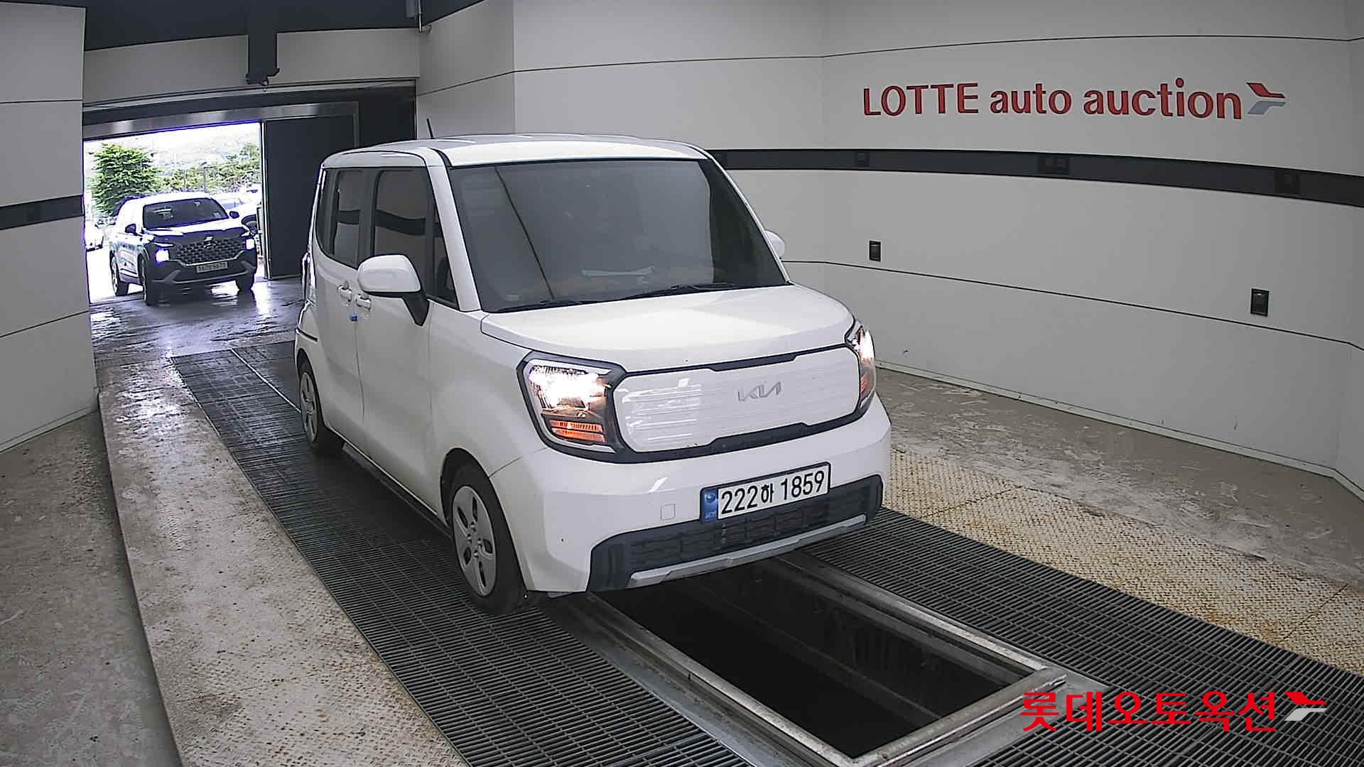 2023 - kia ray