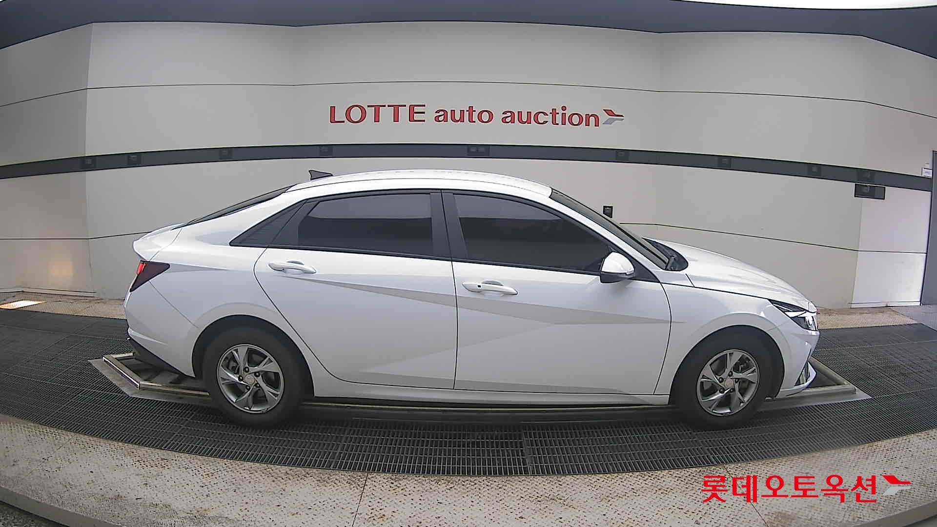 2021 - hyundai avante