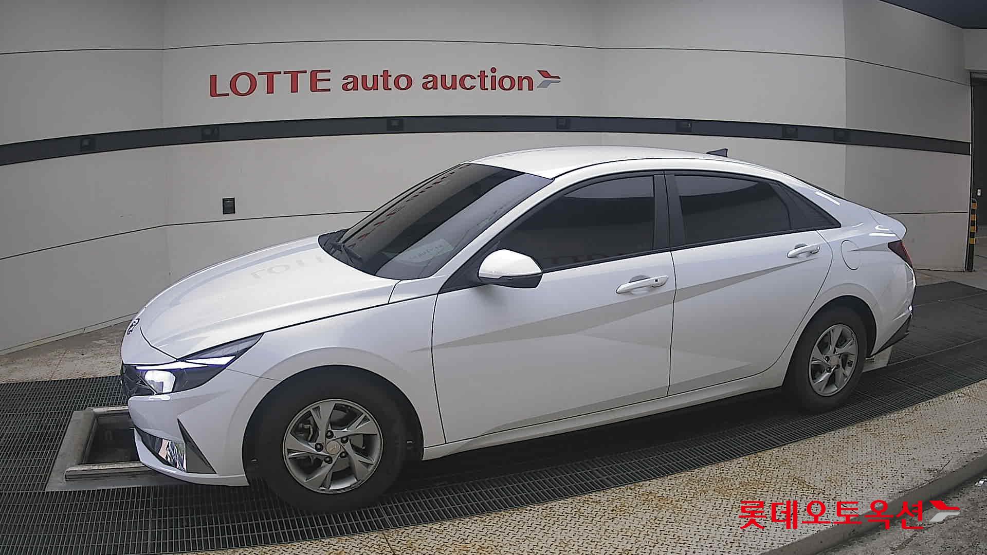 2021 - hyundai avante