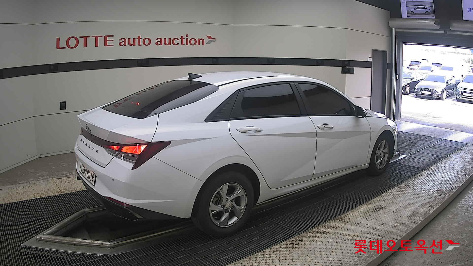 2021 - hyundai avante