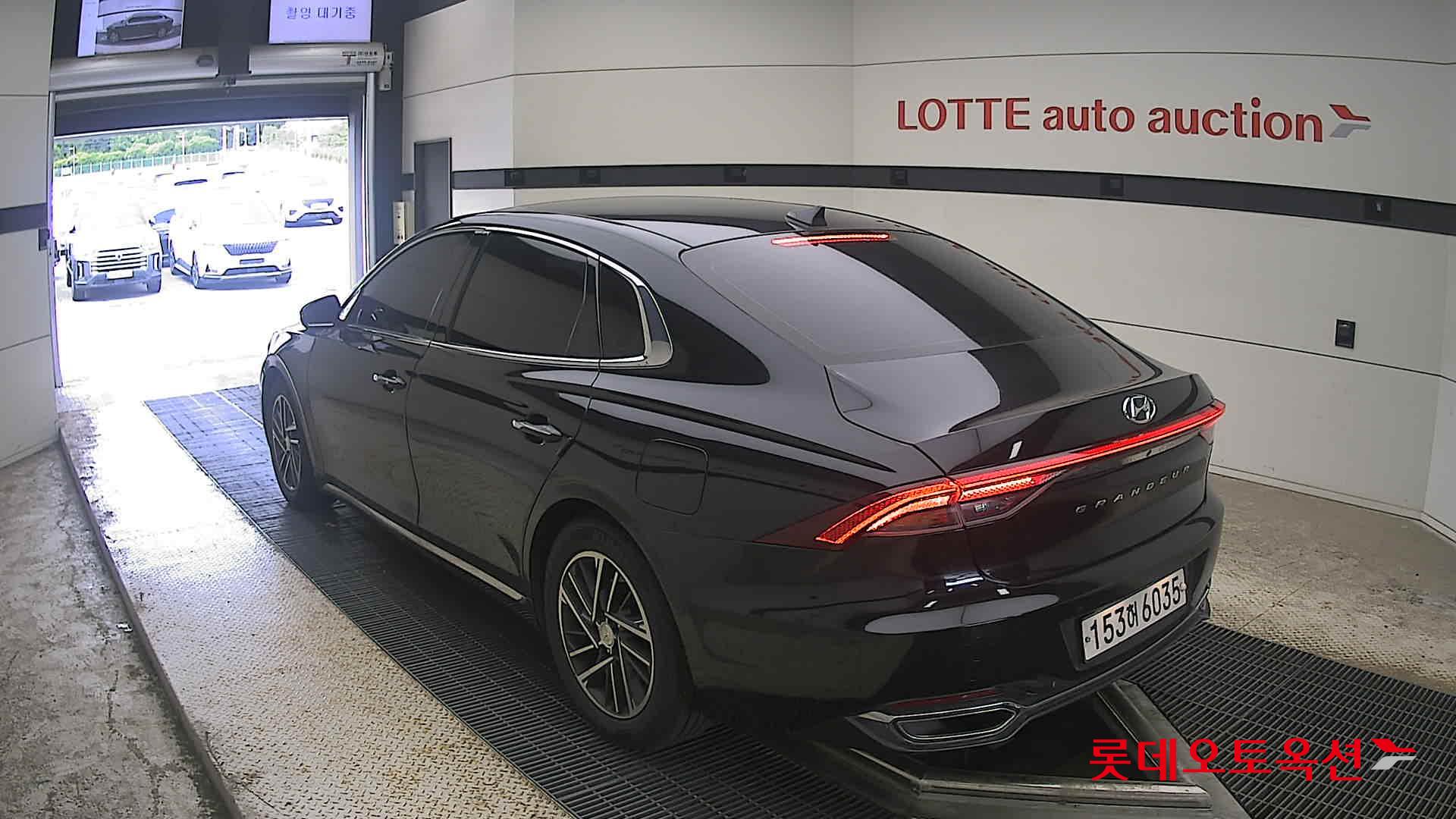2021 - hyundai grandeur