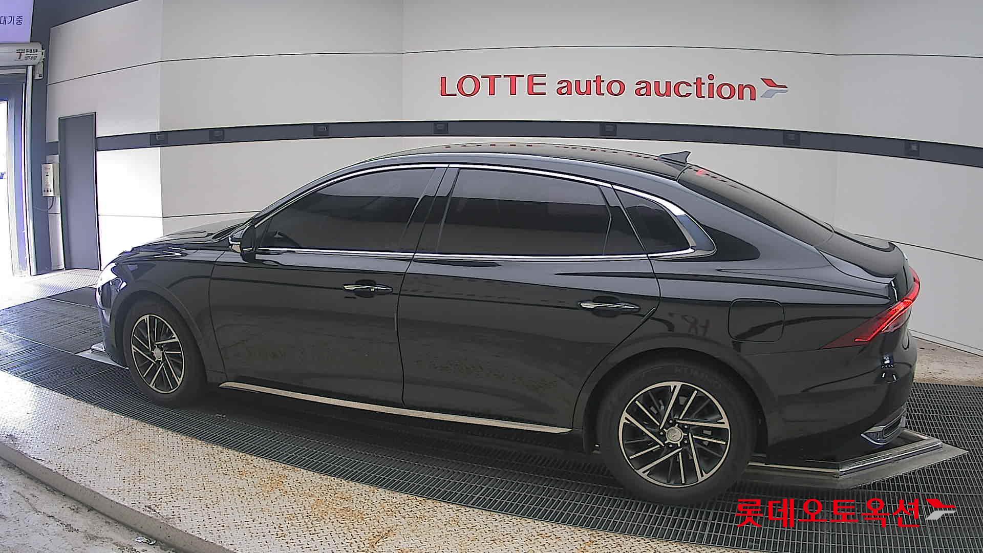 2021 - hyundai grandeur