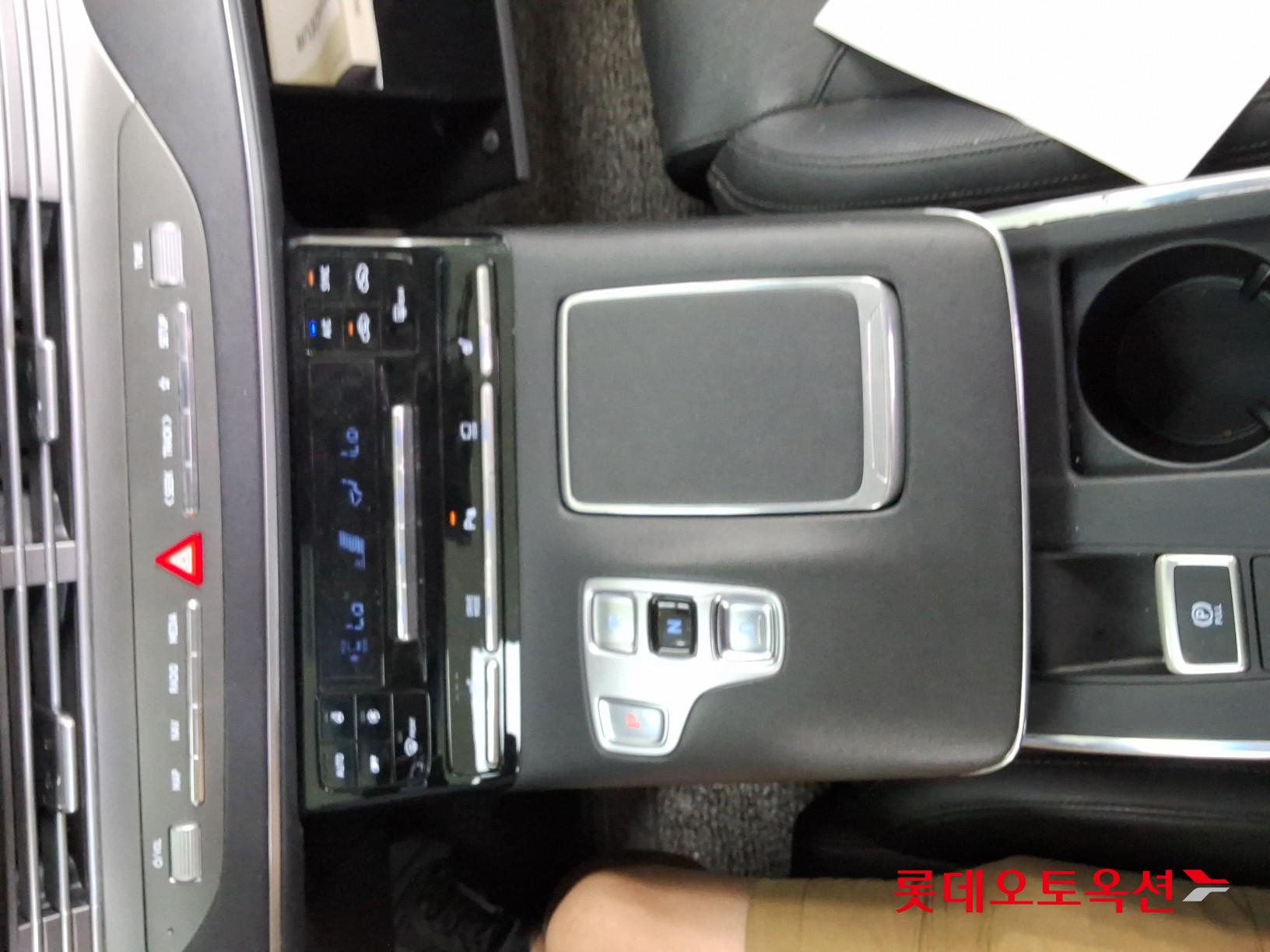 2021 - hyundai grandeur