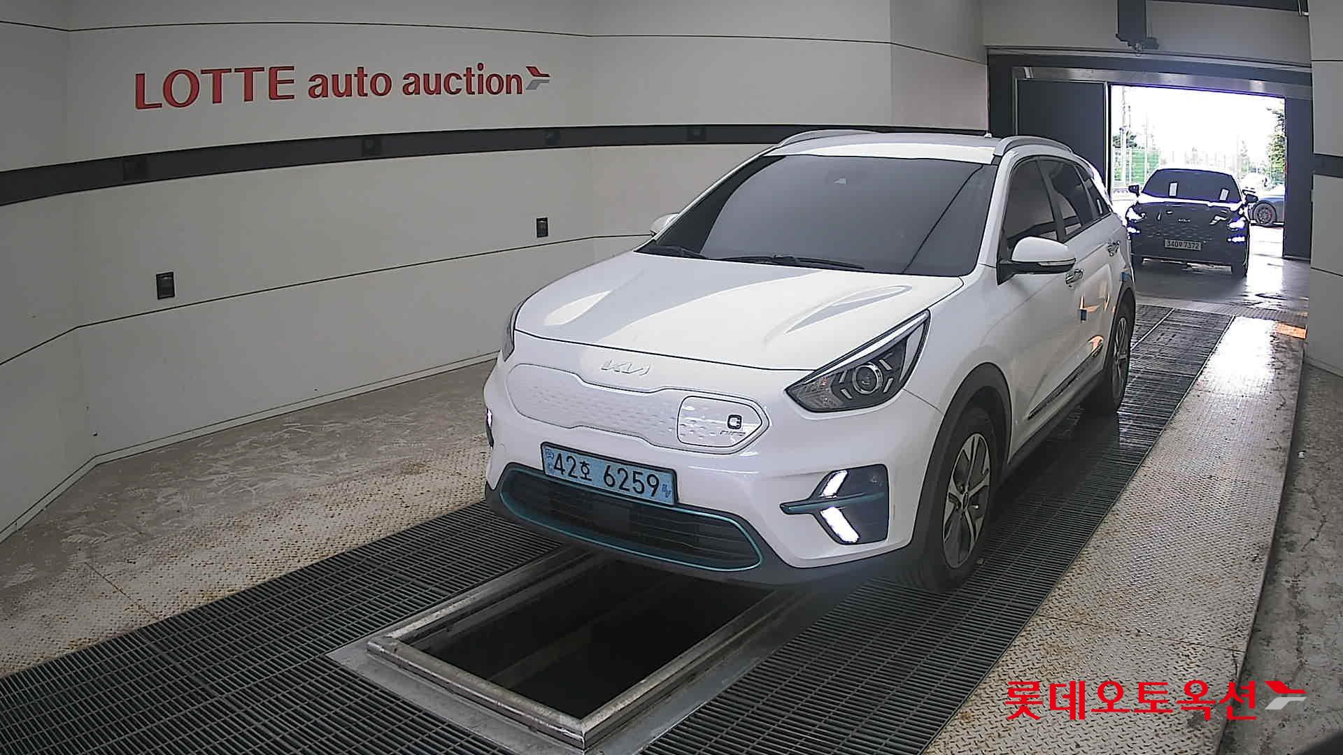 2022 - kia niro