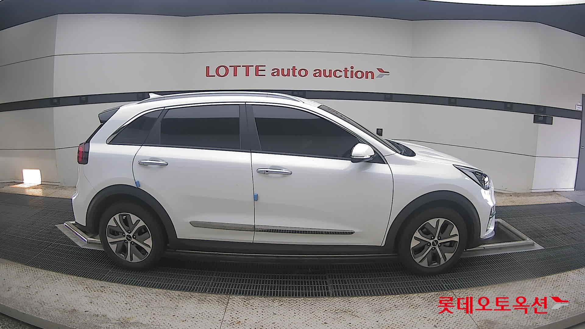 2022 - kia niro