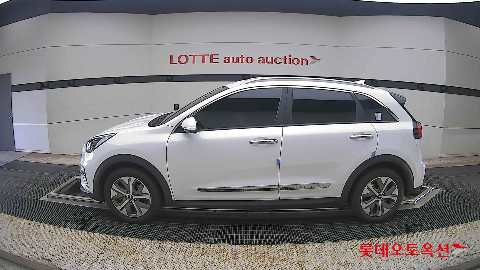 2022 - kia niro