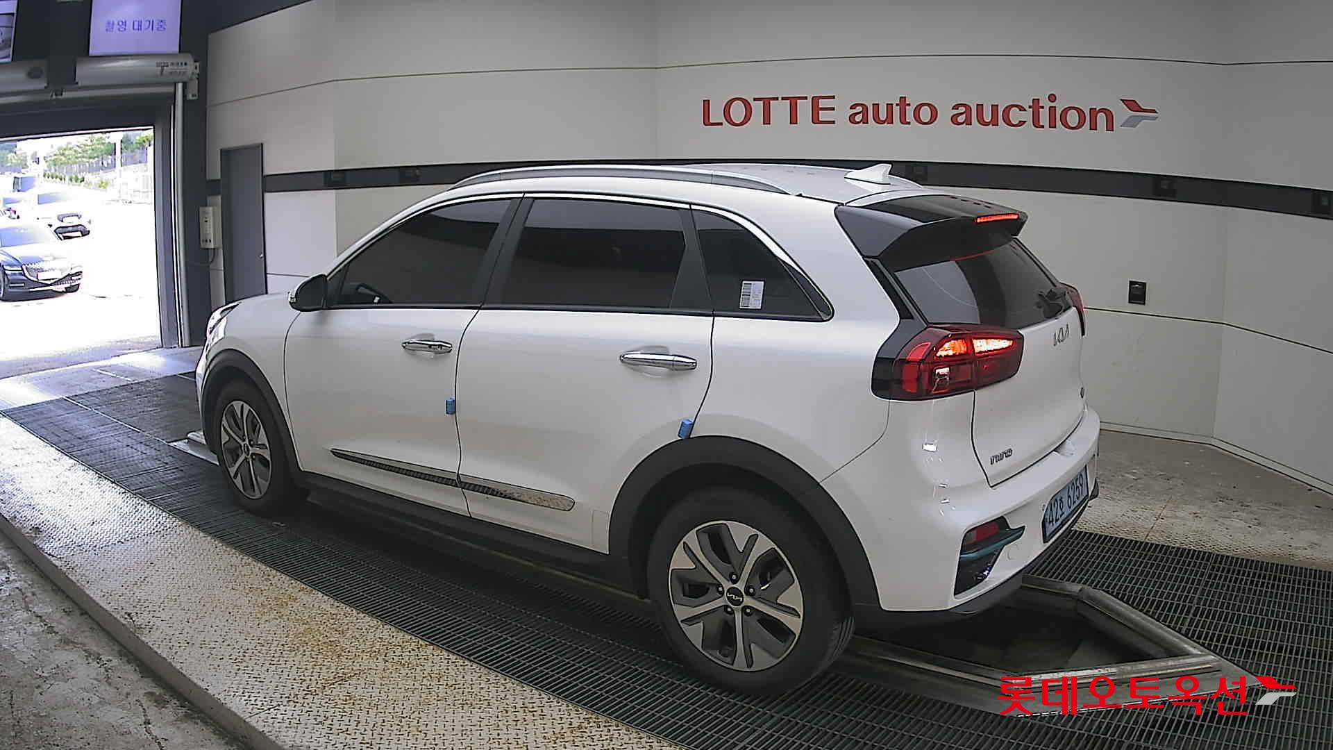 2022 - kia niro