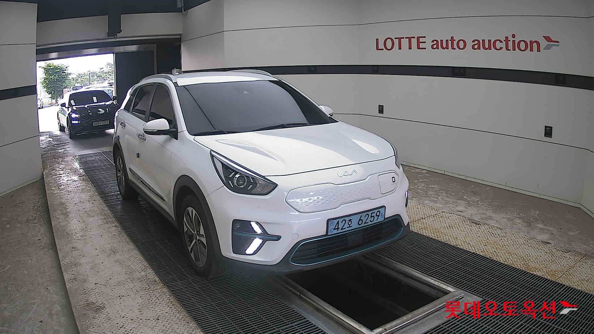 2022 - kia niro