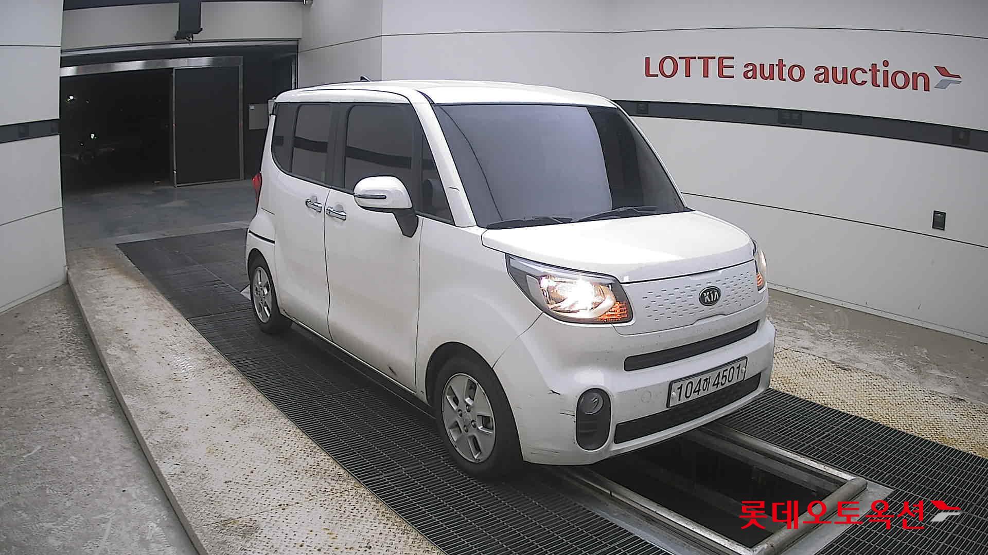 2020 - kia ray
