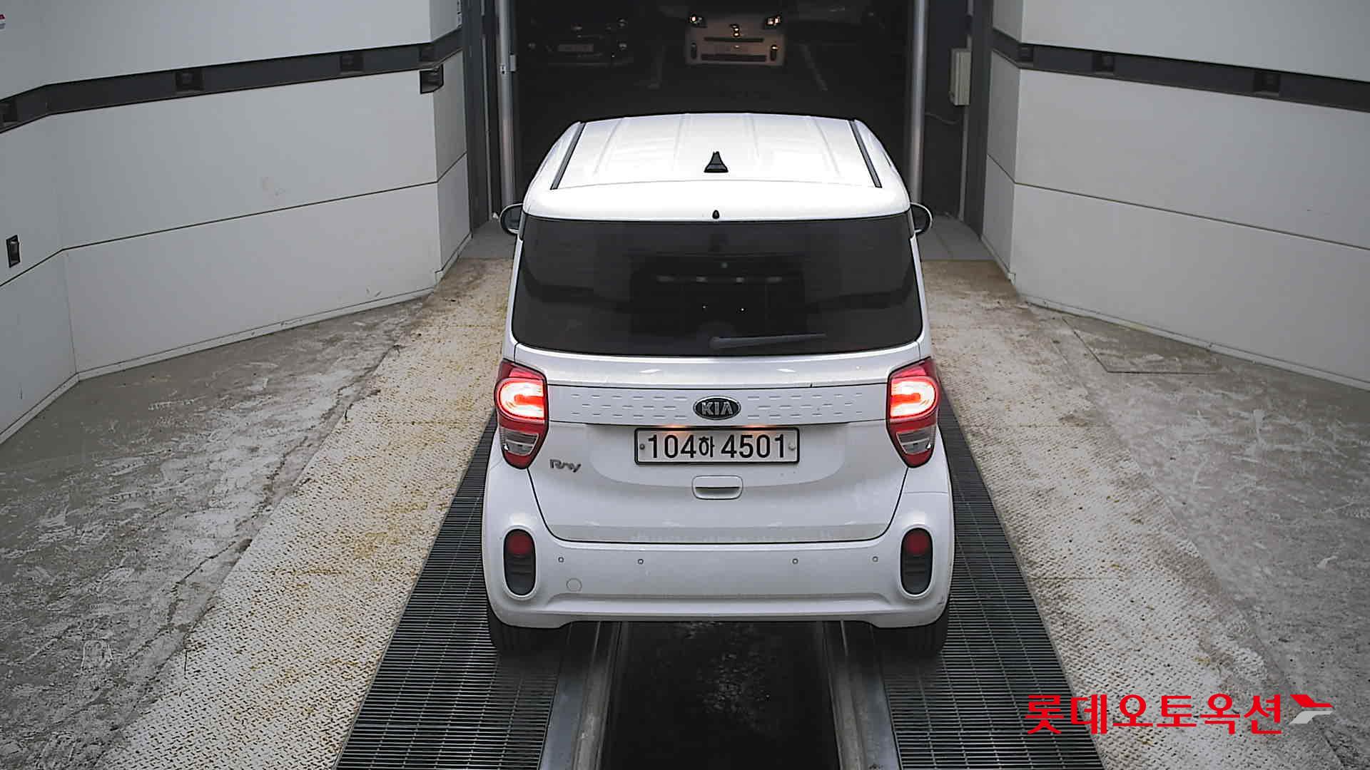 2020 - kia ray