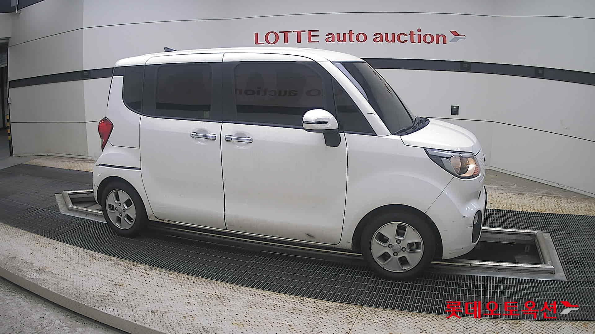 2020 - kia ray