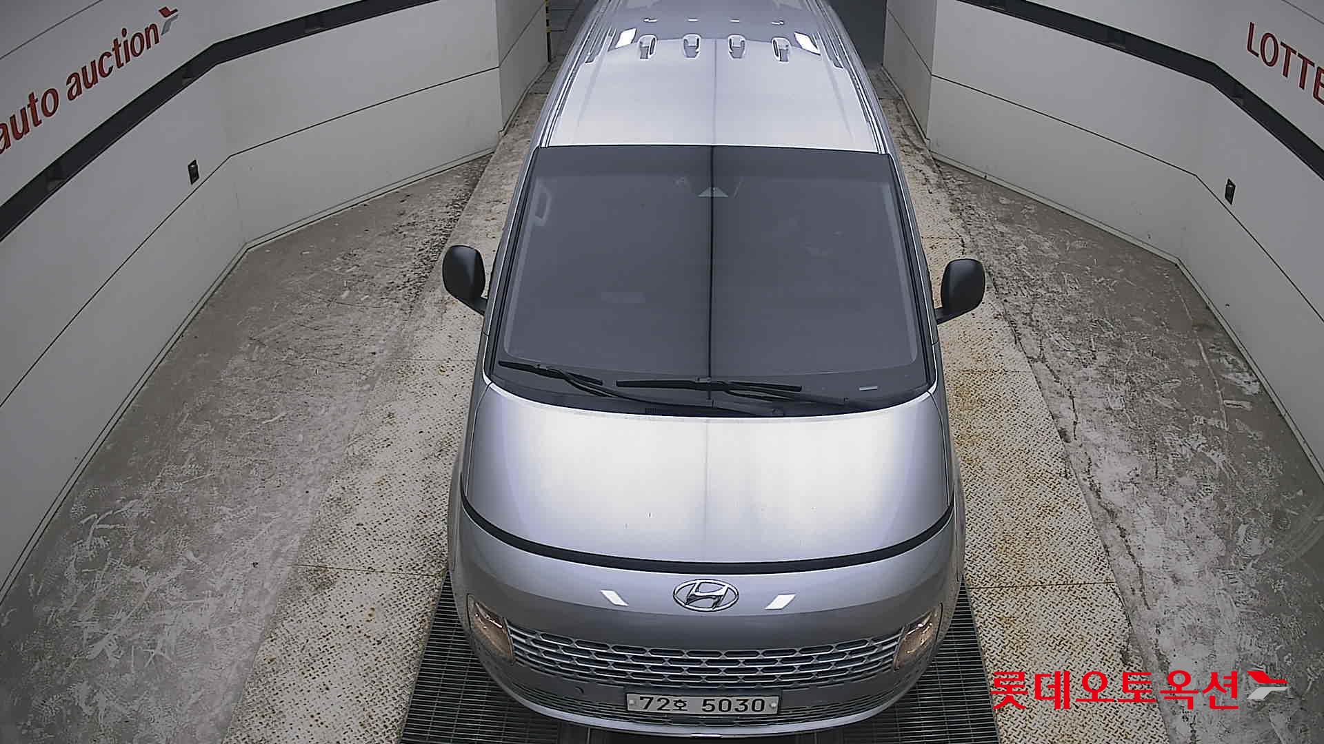 2022 - hyundai staria