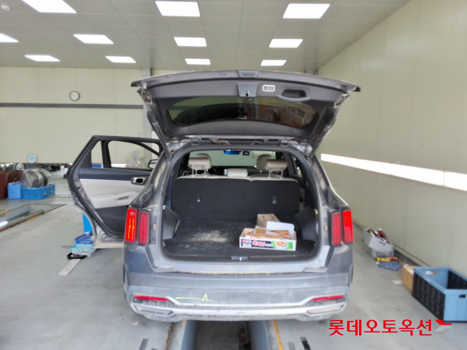 2023 - kia sorento