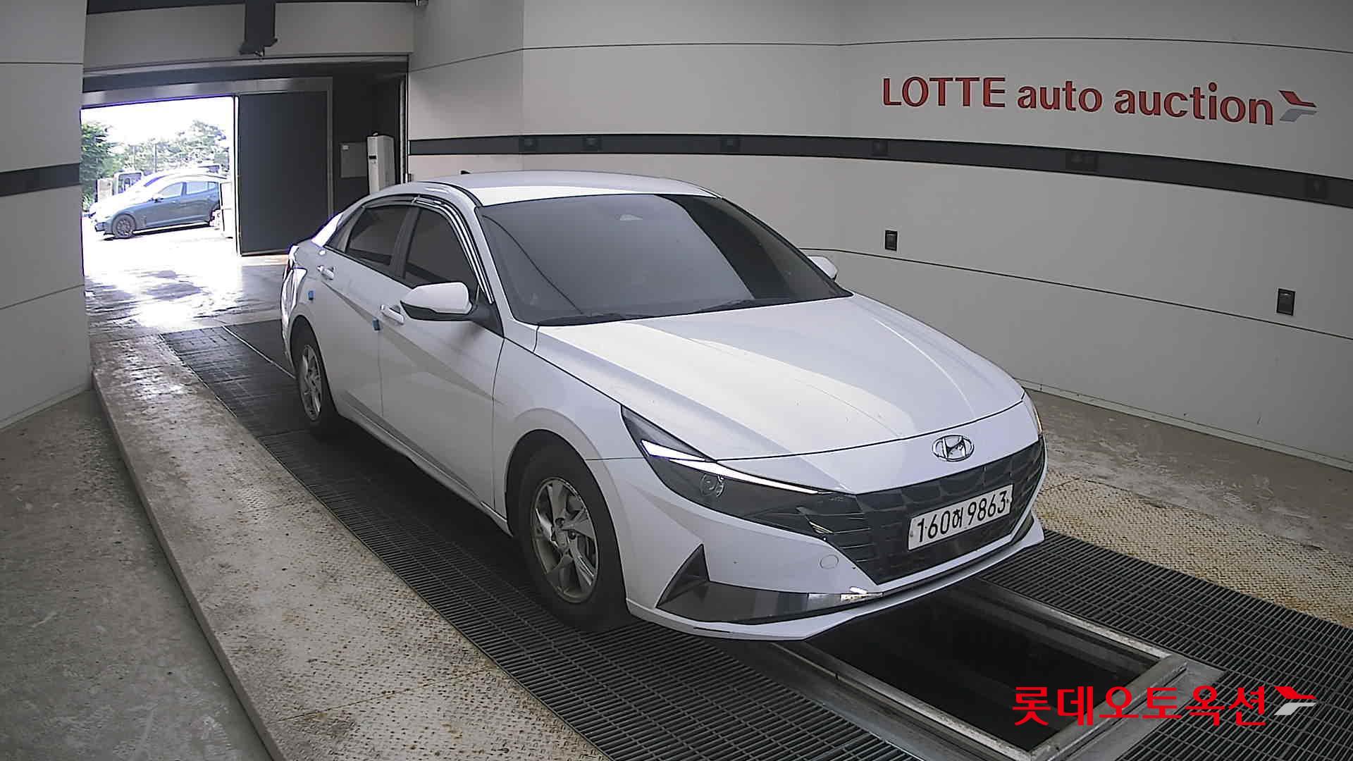 2021 - hyundai avante