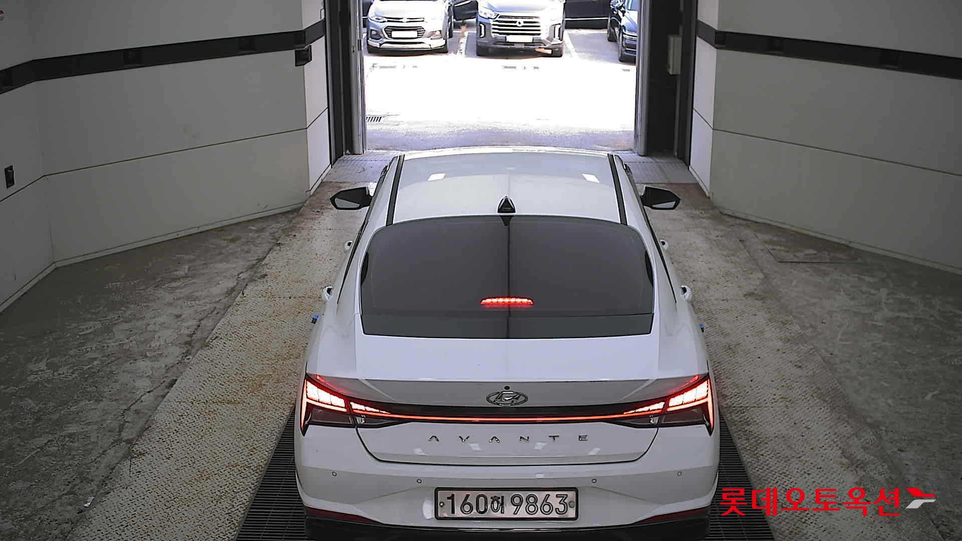 2021 - hyundai avante