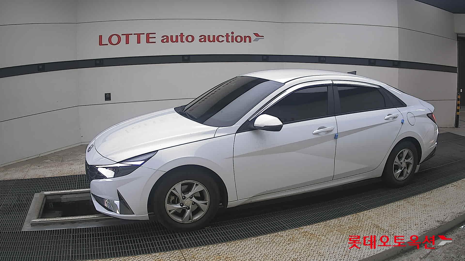 2021 - hyundai avante