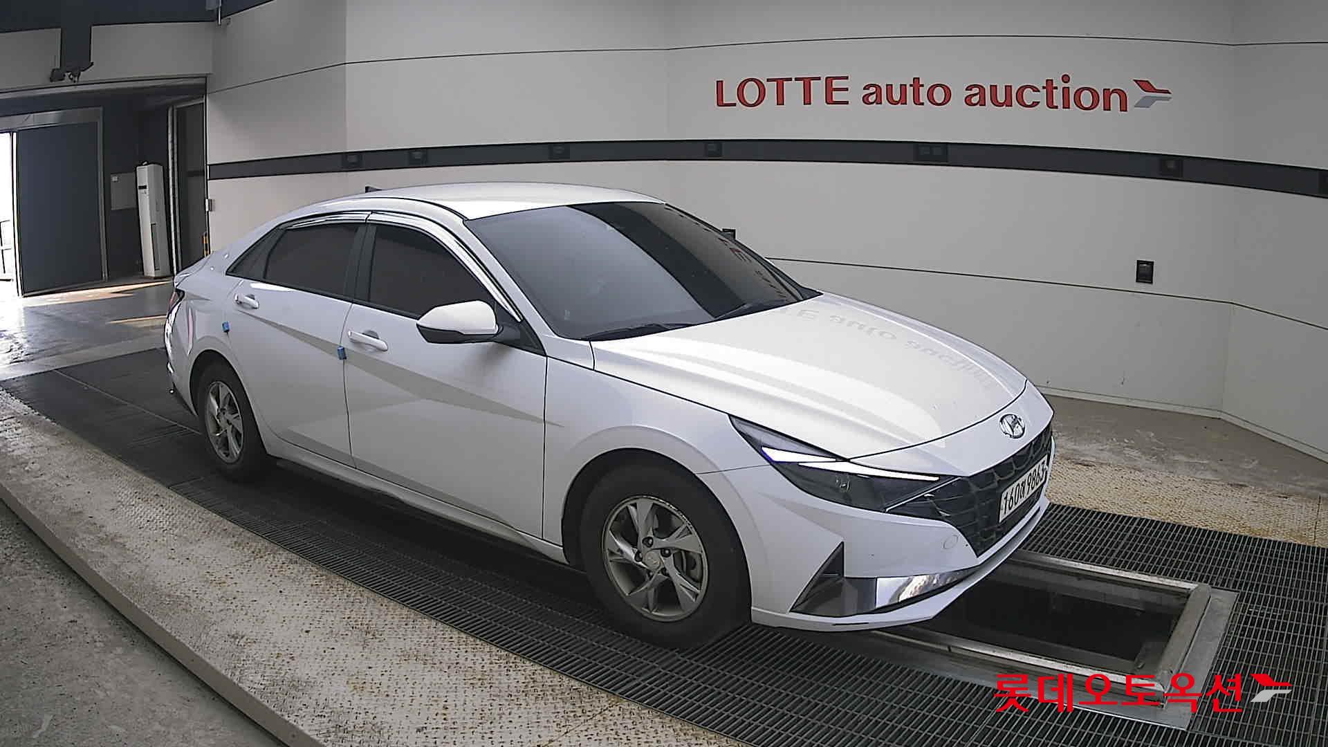 2021 - hyundai avante