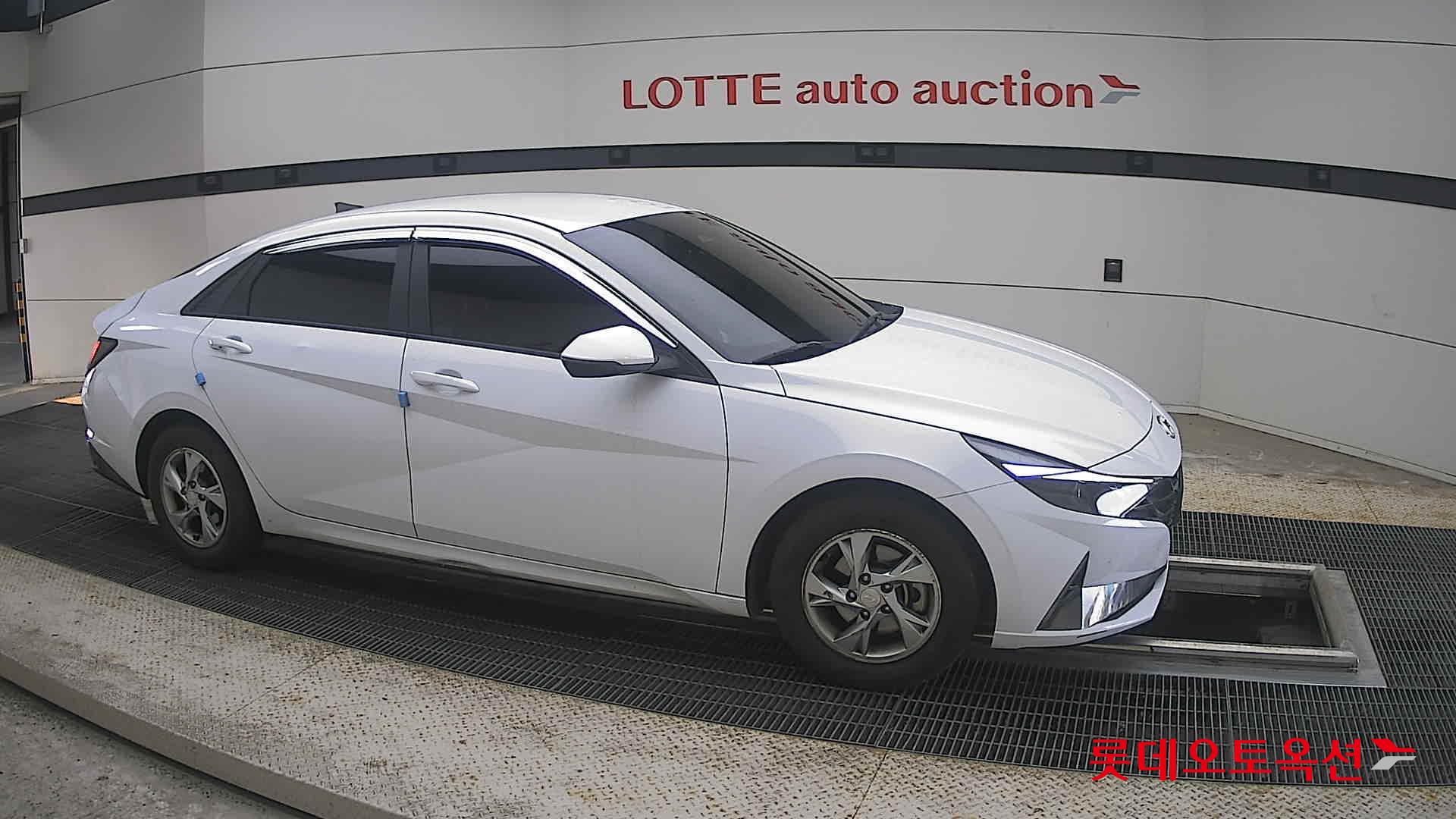 2021 - hyundai avante