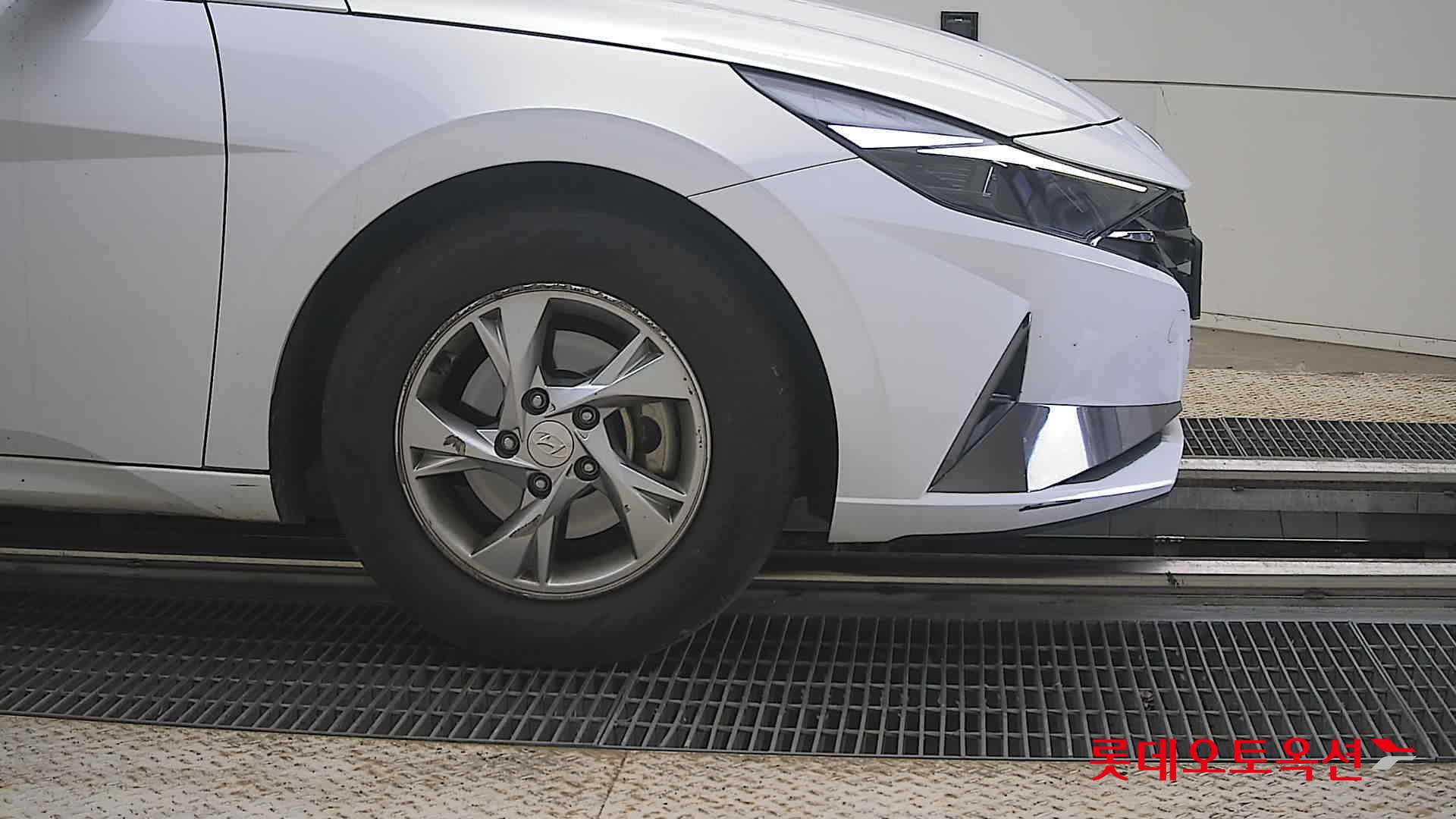 2021 - hyundai avante