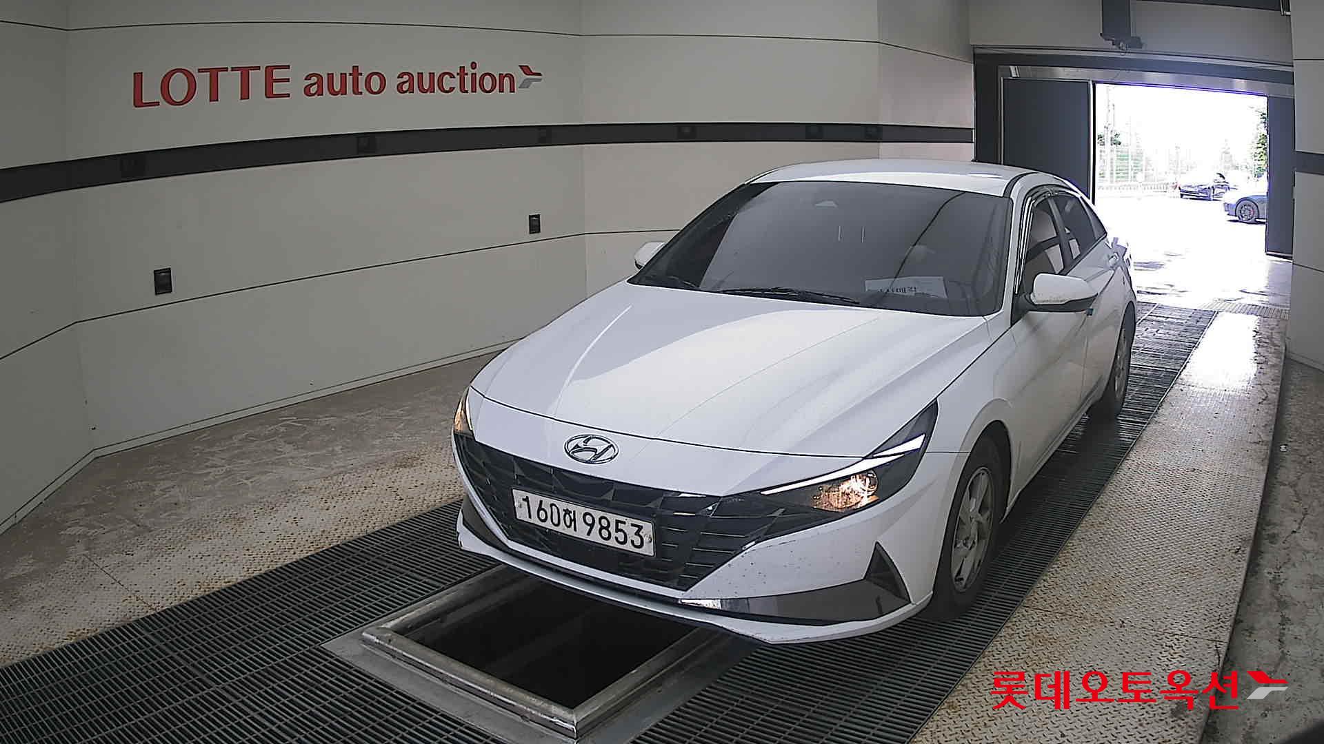 2021 - hyundai avante
