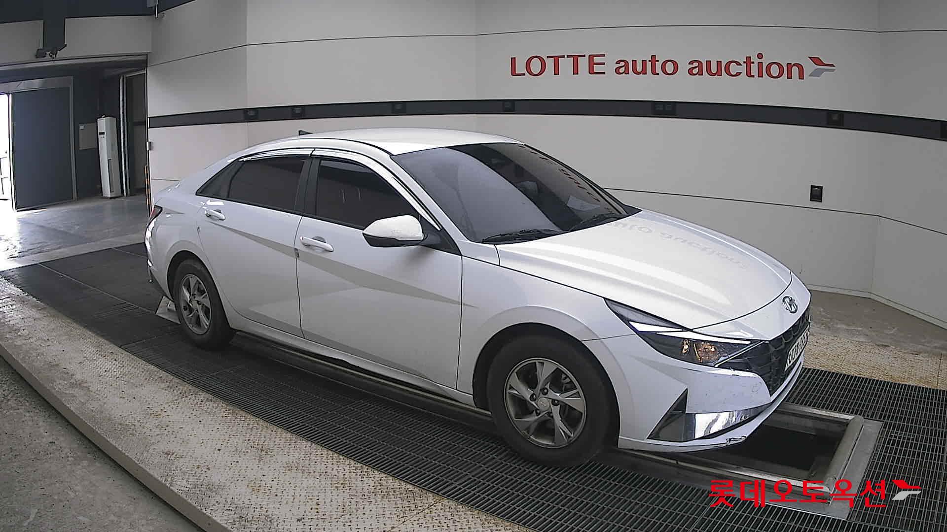 2021 - hyundai avante