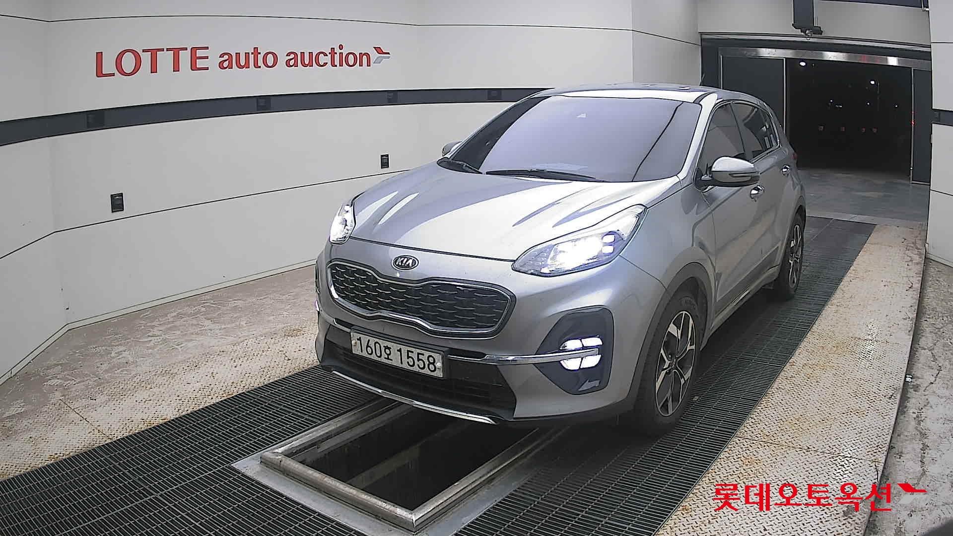 2022 - kia sportage
