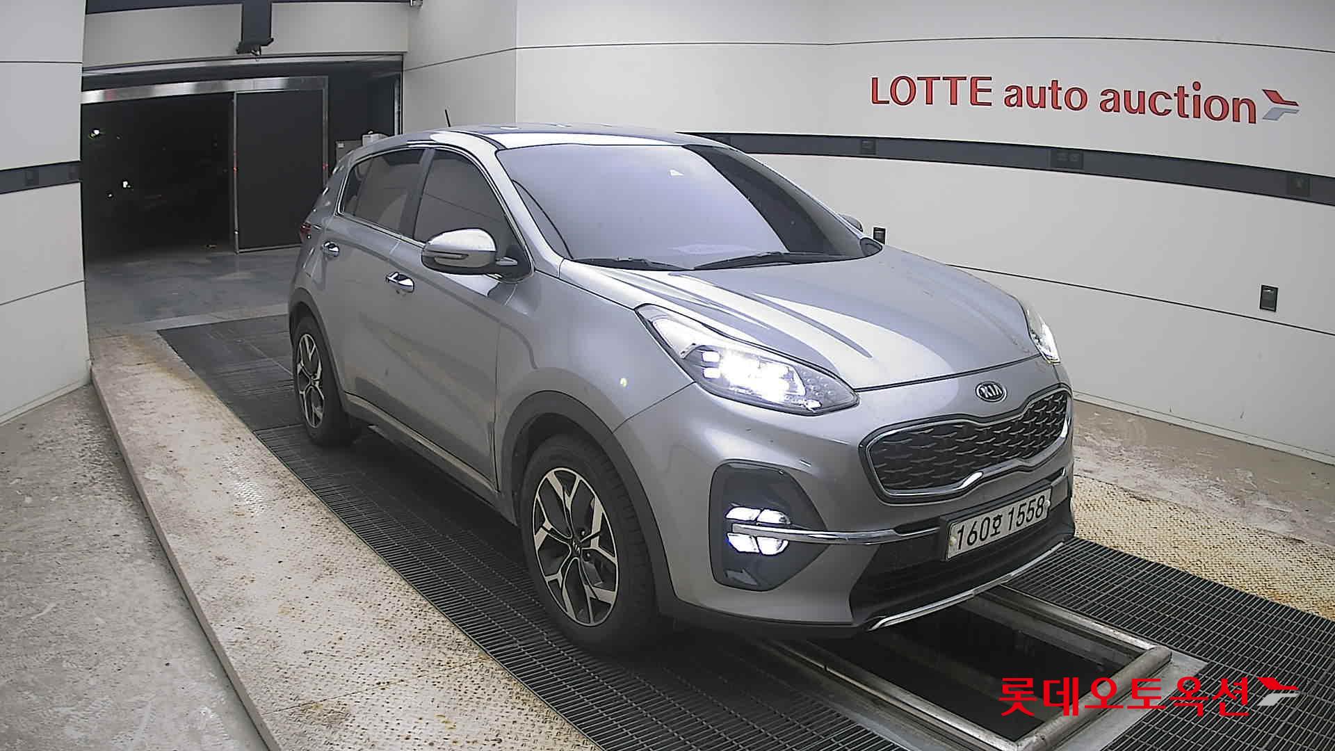 2022 - kia sportage