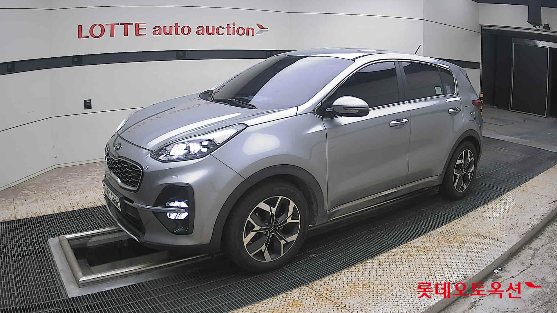 2022 - kia sportage