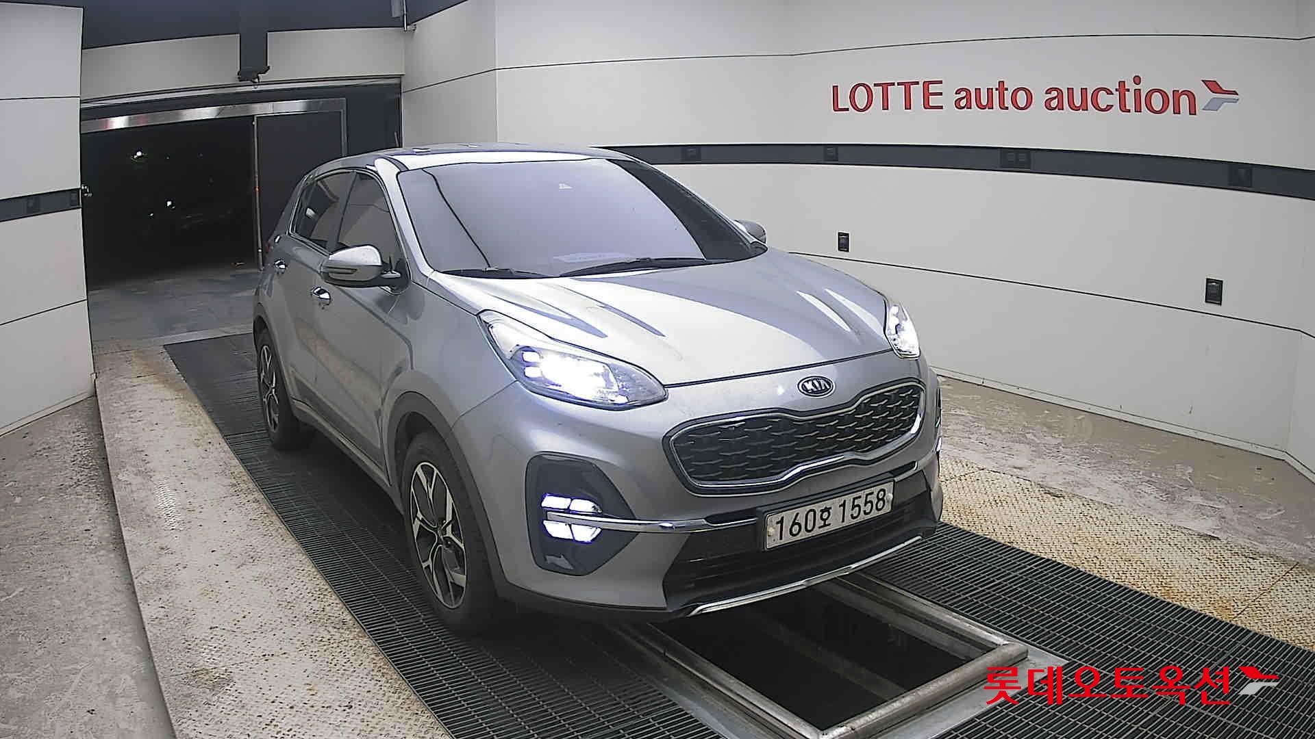 2022 - kia sportage