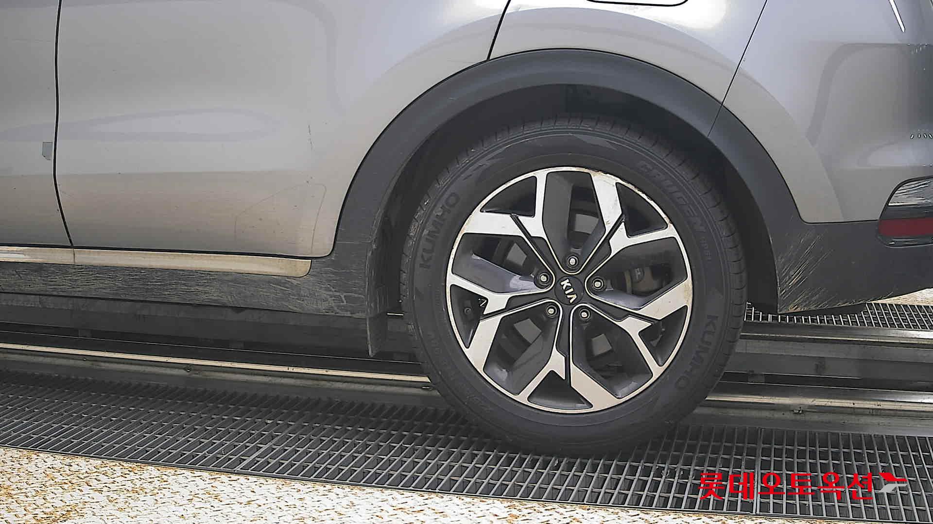 2022 - kia sportage