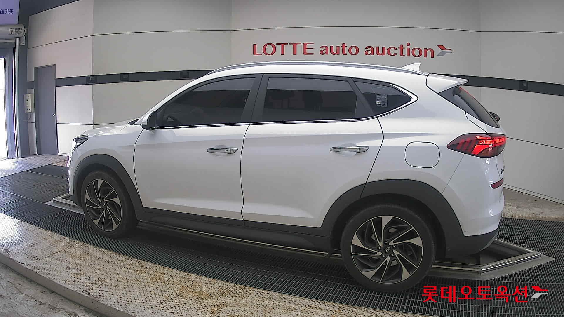 2020 - hyundai tucson