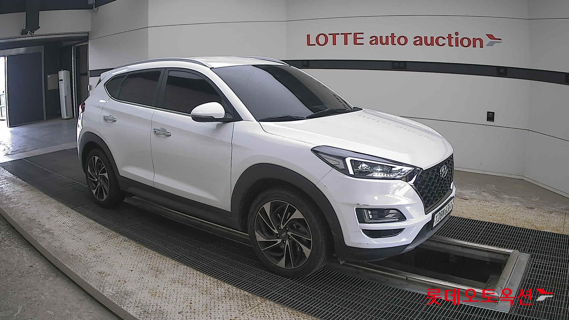 2020 - hyundai tucson