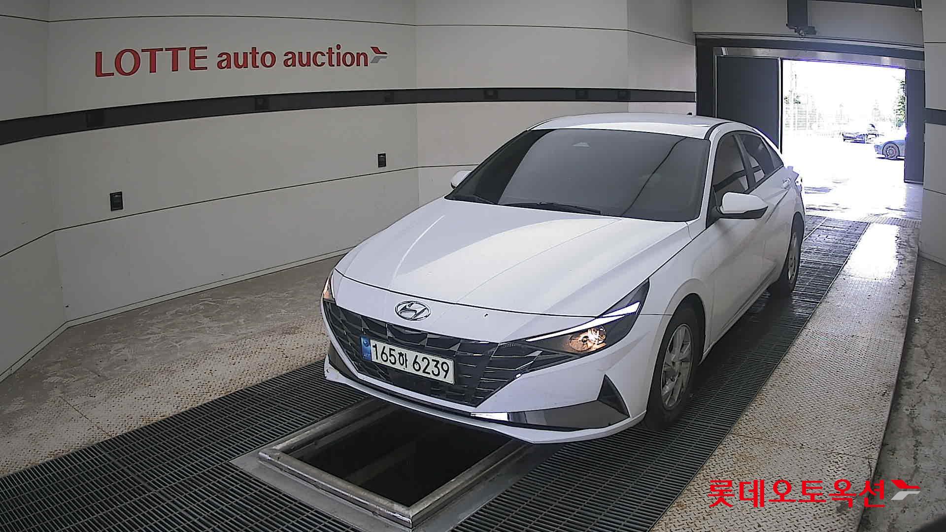 2022 - hyundai avante