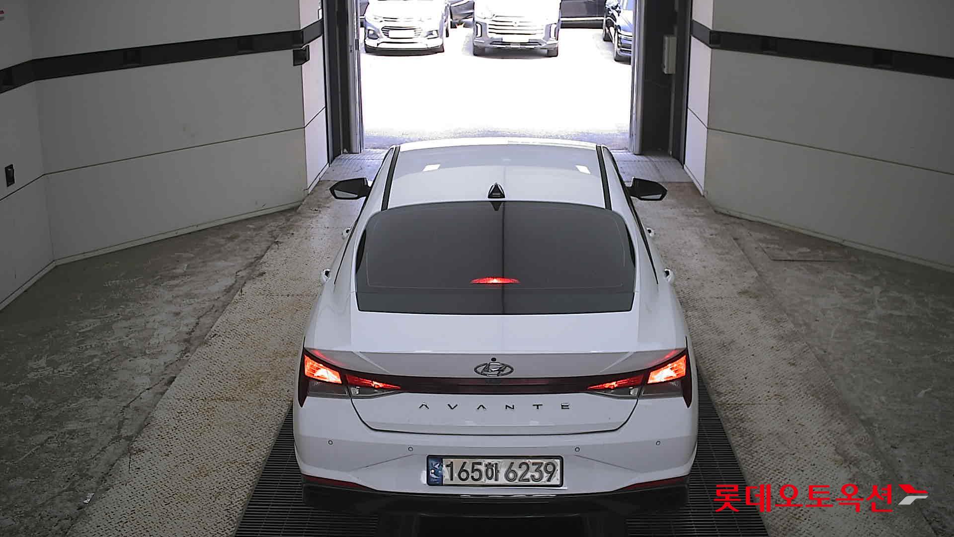 2022 - hyundai avante