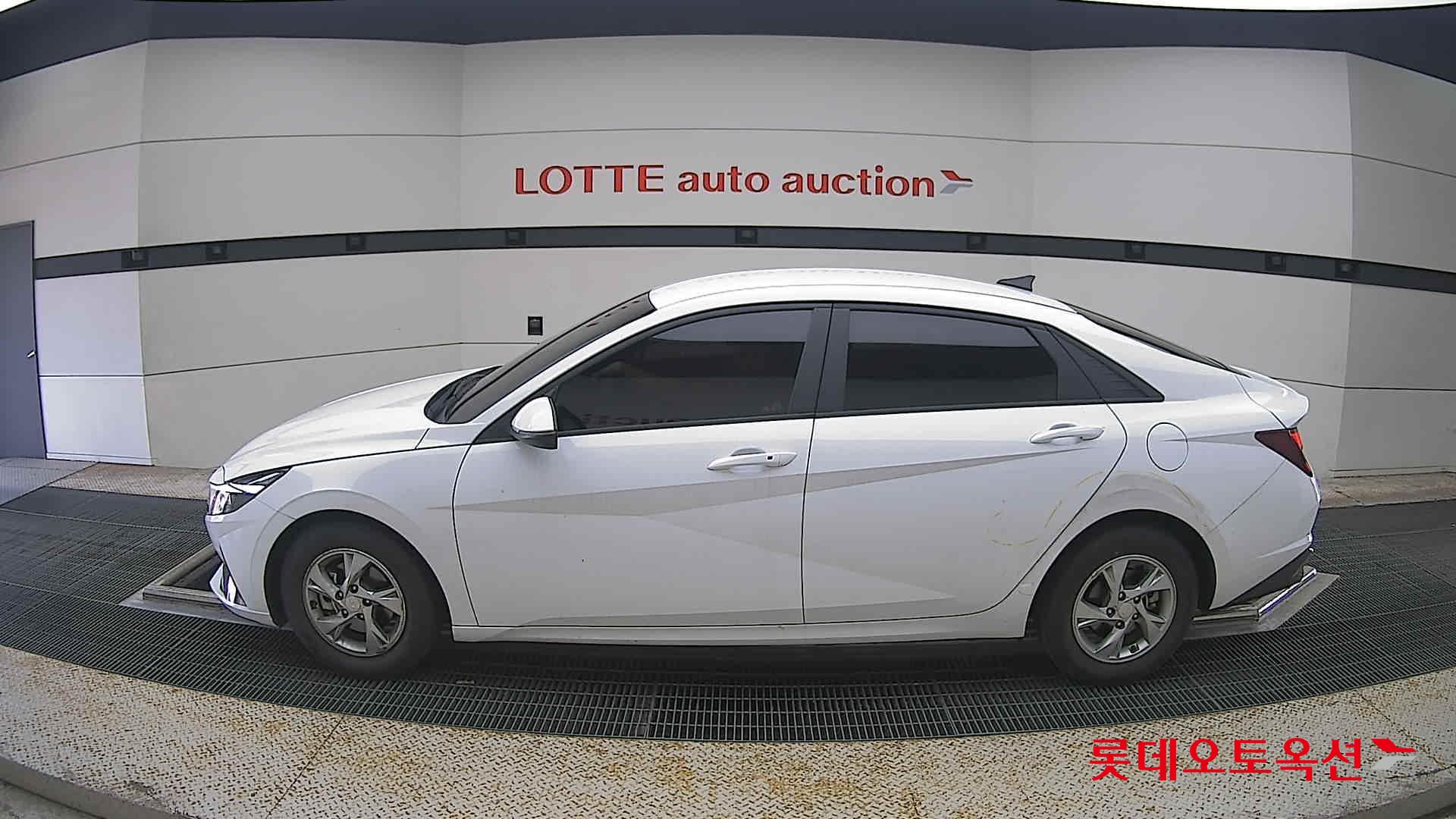 2022 - hyundai avante