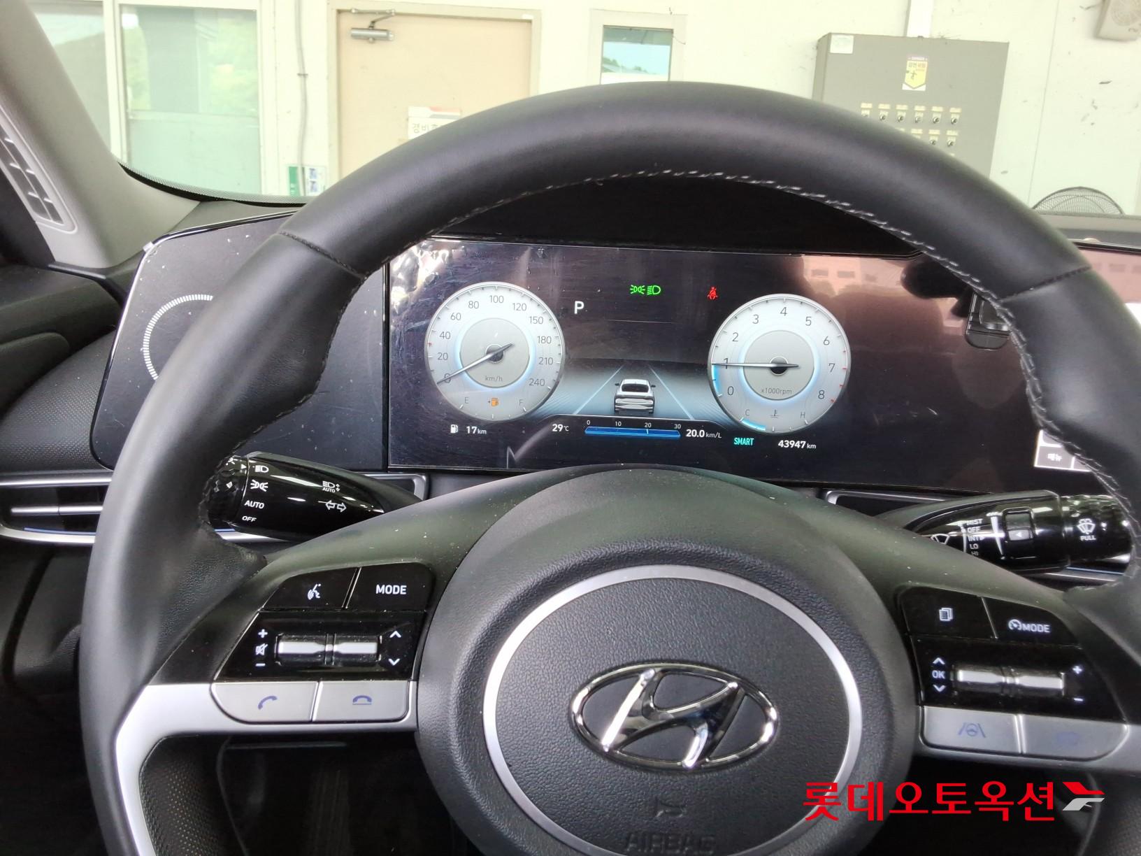 2022 - hyundai avante