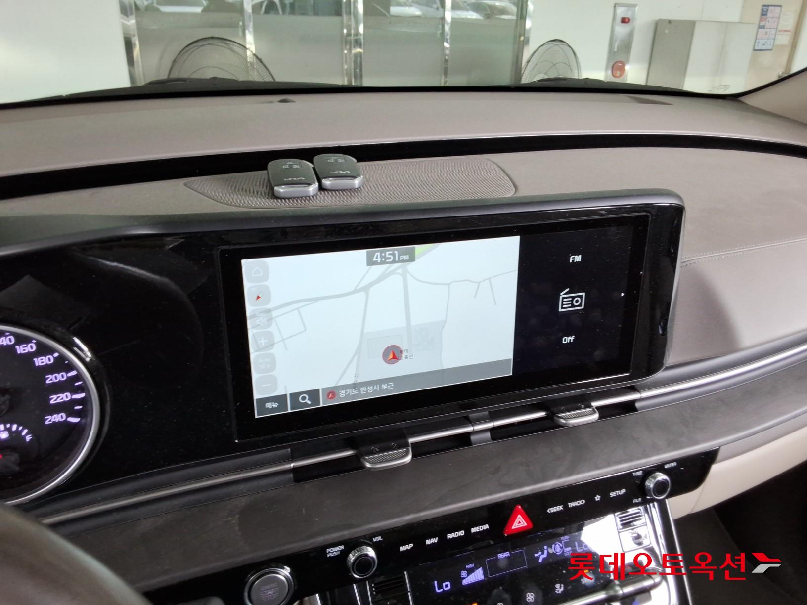 2023 - kia carnival